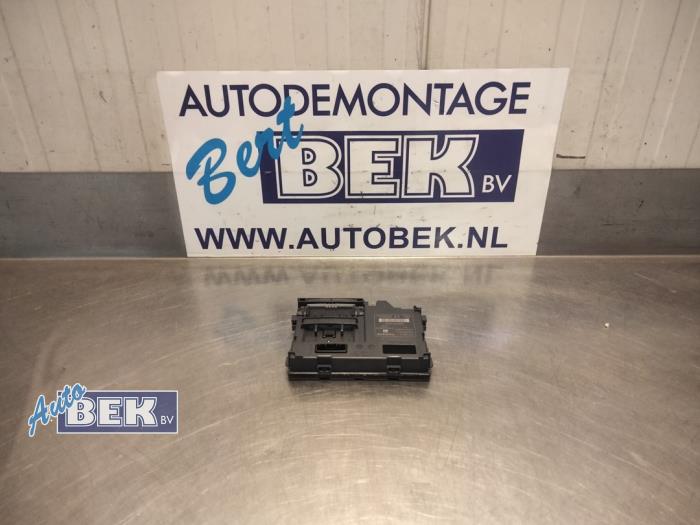 Usagé Ordinateur divers Renault Clio IV (5R) 1.5 Energy dCi 90 FAP Prix € 25,00 Règlement à la marge proposé par Auto Bek