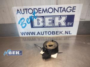Used Airbag clock spring Volkswagen Golf VI Variant (AJ5/1KA) 2.0 GTD 16V Price € 20,00 Margin scheme offered by Auto Bek