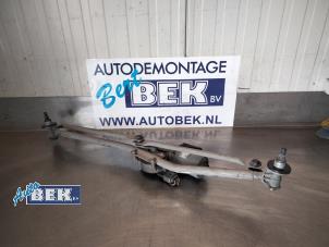 Usagé Moteur + mécanique essuie-glace Mercedes Sprinter 3t (906.61) 210 CDI 16V Prix € 25,00 Règlement à la marge proposé par Auto Bek
