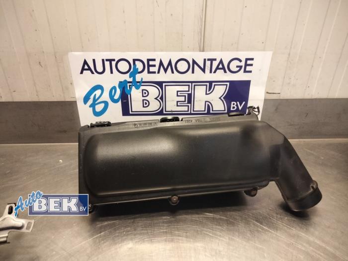 Gebrauchte Luftfiltergehäuse Peugeot 3008 I (0U/HU) 1.6 16V THP 155 Preis € 25,00 Margenregelung angeboten von Auto Bek