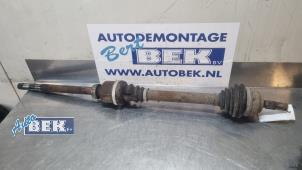 Usagé Arbre de transmission avant droit Peugeot 308 (4A/C) 1.6 VTI 16V Prix € 29,99 Règlement à la marge proposé par Auto Bek