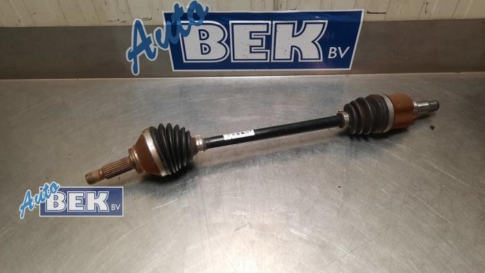 Front drive shaft, left from a Volkswagen Up! (121) 1.0 12V 75 2015