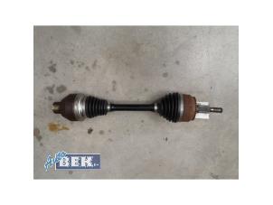 Used Front drive shaft, right Volkswagen Transporter T5 2.0 TDI DRF Price € 150,00 Margin scheme offered by Auto Bek