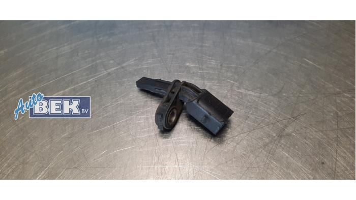 Begagnade ABS-sensor Volkswagen Amarok 3.0 TDI V6 24V 4Motion Pris € 20,00 Marginaltabell erbjuds av Auto Bek
