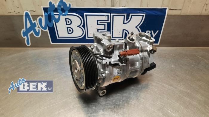 Usagé Pompe clim Volkswagen Golf VIII (CD1) 1.4 eHybrid 16V Prix € 74,99 Règlement à la marge proposé par Auto Bek