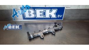 Used Fuel distributor Volkswagen Polo V (6R) 1.4 TDI 12V 75 Price on request offered by Auto Bek