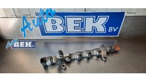 Used Fuel distributor Volkswagen Crafter 2.0 BiTDI 4Motion Price € 100,00 Margin scheme offered by Auto Bek