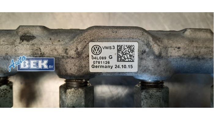 Kraftstoffverteiler van een Volkswagen Passat (3G2) 2.0 TDI 16V 110 2017