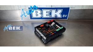 Used Fuse box Volkswagen Passat Variant (365) 1.6 TDI 16V Bluemotion Price on request offered by Auto Bek