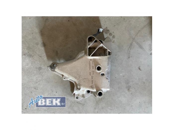 Engine mount Volkswagen Caddy 04E199275
