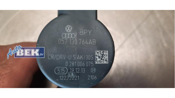 Kraftstoffdruck Sensor van een Volkswagen Amarok 2.0 BiTDI 16V 180 4Motion 2015