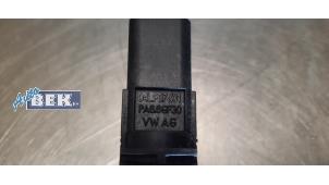 Kamaxelsensor från en Volkswagen Caddy Alltrack Combi 2.0 TDI 102 2016