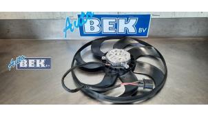 Usagé Ventilateur Volkswagen Golf VII (AUA) 1.4 GTE 16V Prix € 125,00 Règlement à la marge proposé par Auto Bek