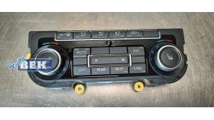Usados Panel de control de calefacción Volkswagen Multivan T5 (7E/7HC/7HF/7HM) 2.0 BiTDI DRF 4Motion Precio de solicitud ofrecido por Auto Bek
