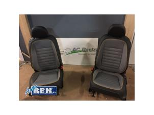Gebrauchte Sitzen L + R Volkswagen Beetle Preis € 599,95 Margenregelung angeboten von Auto Bek