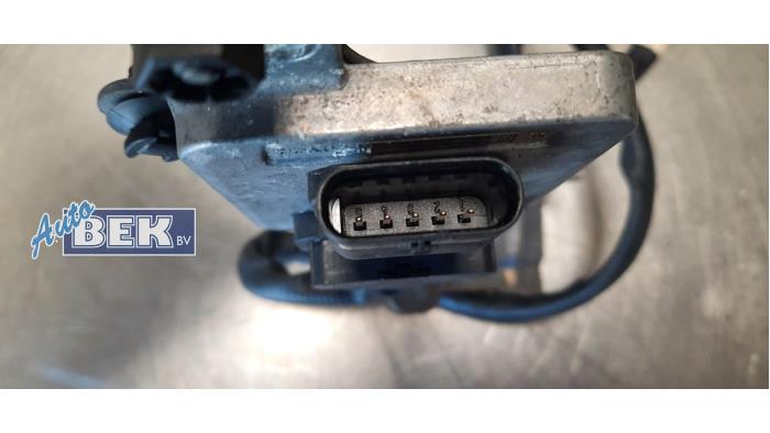 Lambda probe from a Volkswagen Caddy Alltrack 2.0 TDI 102 2016