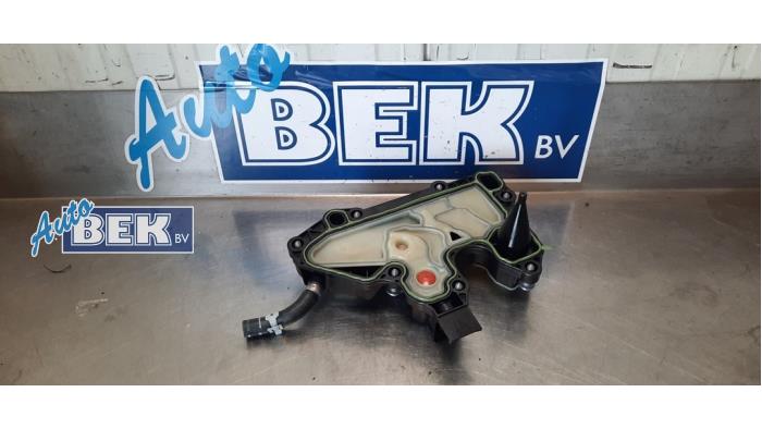 Usagé Ventilation carter Volkswagen Golf VII (AUA) 2.0 R 4Motion 16V Prix € 35,00 Règlement à la marge proposé par Auto Bek