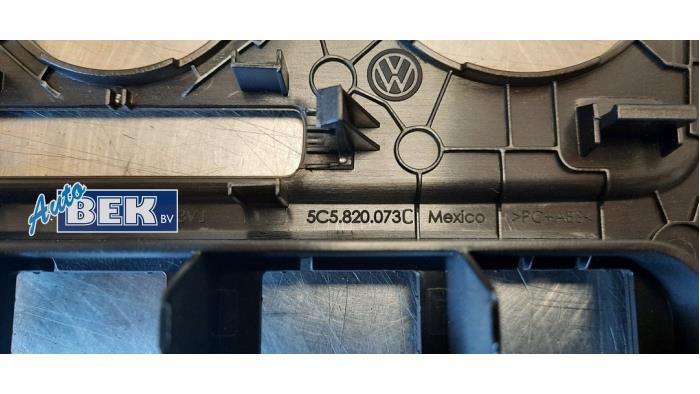 Dashboard decoration strip from a Volkswagen Beetle (16AE)  2017