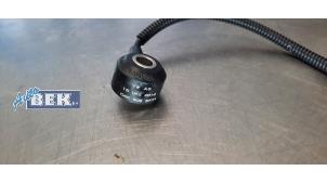 Klopfsensor van een Volkswagen Beetle (16AB) 2.0 TSI 16V 2016