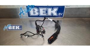 Usados Mazo de cables Volkswagen Up! (121) 1.0 12V 60 Precio de solicitud ofrecido por Auto Bek