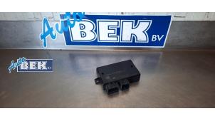 Usados Módulo de gancho de remolque Volkswagen Caddy III (2KA,2KH,2CA,2CH) Precio € 125,00 Norma de margen ofrecido por Auto Bek