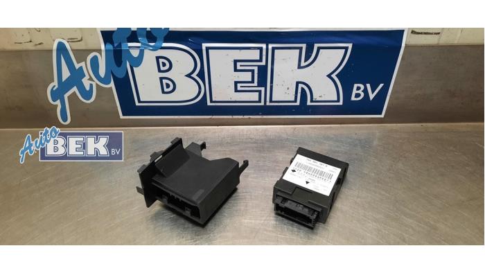 Used Start/Stop computer Volkswagen Passat Variant (365) 1.4 TSI 16V MultiFuel Price € 30,00 Margin scheme offered by Auto Bek