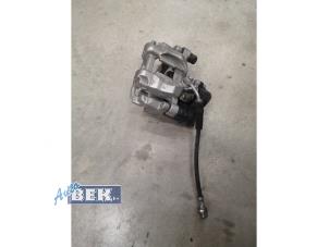 Used Rear brake calliper, left Volkswagen Passat Price € 150,00 Margin scheme offered by Auto Bek