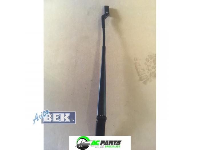 Begagnade Diverse Volkswagen Polo VI (AW1) 1.0 TSI 12V BlueMotion Pris € 14,95 Marginaltabell erbjuds av Auto Bek