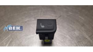 Used Electric seat switch Volkswagen Polo V (6R) Price € 12,95 Margin scheme offered by Auto Bek