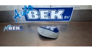 Used Mirror glass, left Volkswagen Beetle (16AB) Price on request offered by Auto Bek