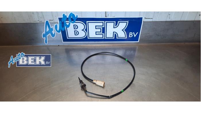 Usagé Sensor température d’échappement Volkswagen Caddy Combi IV 2.0 TDI 102 Prix € 25,00 Règlement à la marge proposé par Auto Bek