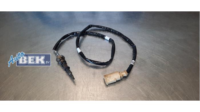 Usagé Sensor température d’échappement Volkswagen Crafter (SY) 2.0 TDI FWD Prix € 45,00 Règlement à la marge proposé par Auto Bek