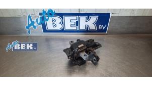 Gebrauchte Getriebe Halterung Volkswagen Polo V (6R) 1.2 TDI 12V BlueMotion Preis € 25,00 Margenregelung angeboten von Auto Bek