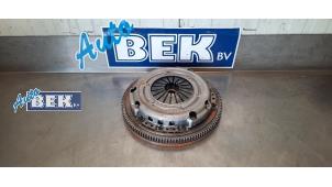 Used Clutch kit (complete) Volkswagen Polo V (6R) 1.0 12V BlueMotion Technology Price on request offered by Auto Bek