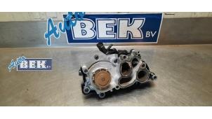 Usagé Pompe à eau Volkswagen Caddy Alltrack Combi 1.4 TSI 16V Prix € 60,00 Règlement à la marge proposé par Auto Bek