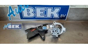 Used Water pump Audi A3 (8V1/8VK) 1.6 TDI Ultra 16V Price on request offered by Auto Bek