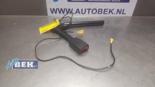 Used Front seatbelt buckle, right Mercedes E (W213) E-220d 2.0 Turbo 16V Price € 60,00 Margin scheme offered by Auto Bek