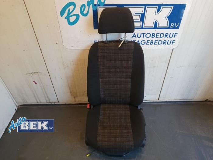 Accoudoir Revêtu De Tissu Noir Pour Mercedes Sprinter 906 – Couvercle Droit – Neuf