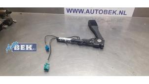 Used Seatbelt tensioner, right Opel Corsa E 1.4 16V Price € 95,00 Margin scheme offered by Auto Bek