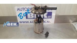 Usagé Pompe à carburant Iveco New Daily IV 40C18V, 40C18V/P Prix € 45,00 Règlement à la marge proposé par Auto Bek