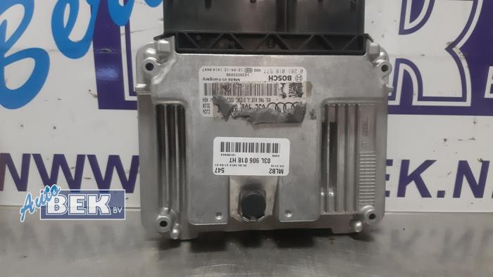 Injection computer from a Audi A4 Avant (B8) 2.0 TDI 16V 2012