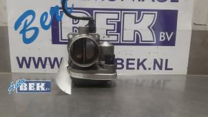 Used Throttle body Renault Clio III (BR/CR) 1.6 16V Price € 50,00 Margin scheme offered by Auto Bek