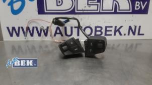 Used Switch Opel Antara (LA6) 2.0 CDTI 16V 4x4 Price € 70,00 Margin scheme offered by Auto Bek