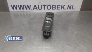Usagé Commutateur vitre électrique Mercedes Sprinter 3,5t (906.63) 316 CDI 16V Prix € 30,00 Règlement à la marge proposé par Auto Bek