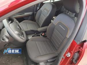 Usagé Airbag siège Dacia Sandero III 1.0 TCe 90 12V Prix € 125,00 Règlement à la marge proposé par Auto Bek