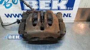 Used Front brake calliper, left Mercedes Vito (639.7) 2.2 109 CDI 16V Price € 45,00 Margin scheme offered by Auto Bek