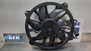 Used Radiator fan Peugeot 308 (4A/C) 1.6 16V THP 150 Price € 35,00 Margin scheme offered by Auto Bek