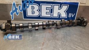 Used Camshaft Volkswagen Crafter 2.5 TDI 30/32/35/46/50 Price on request offered by Auto Bek