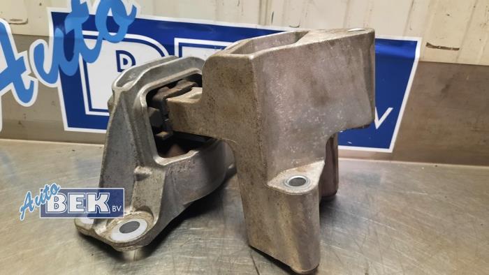 Engine Mount Nissan Micra 1 0 12V AISI9CU3 B4D410