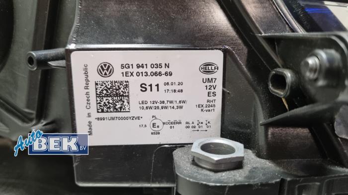 Reflektor lewy z Volkswagen Golf VII (AUA) 1.4 GTE 16V 2020